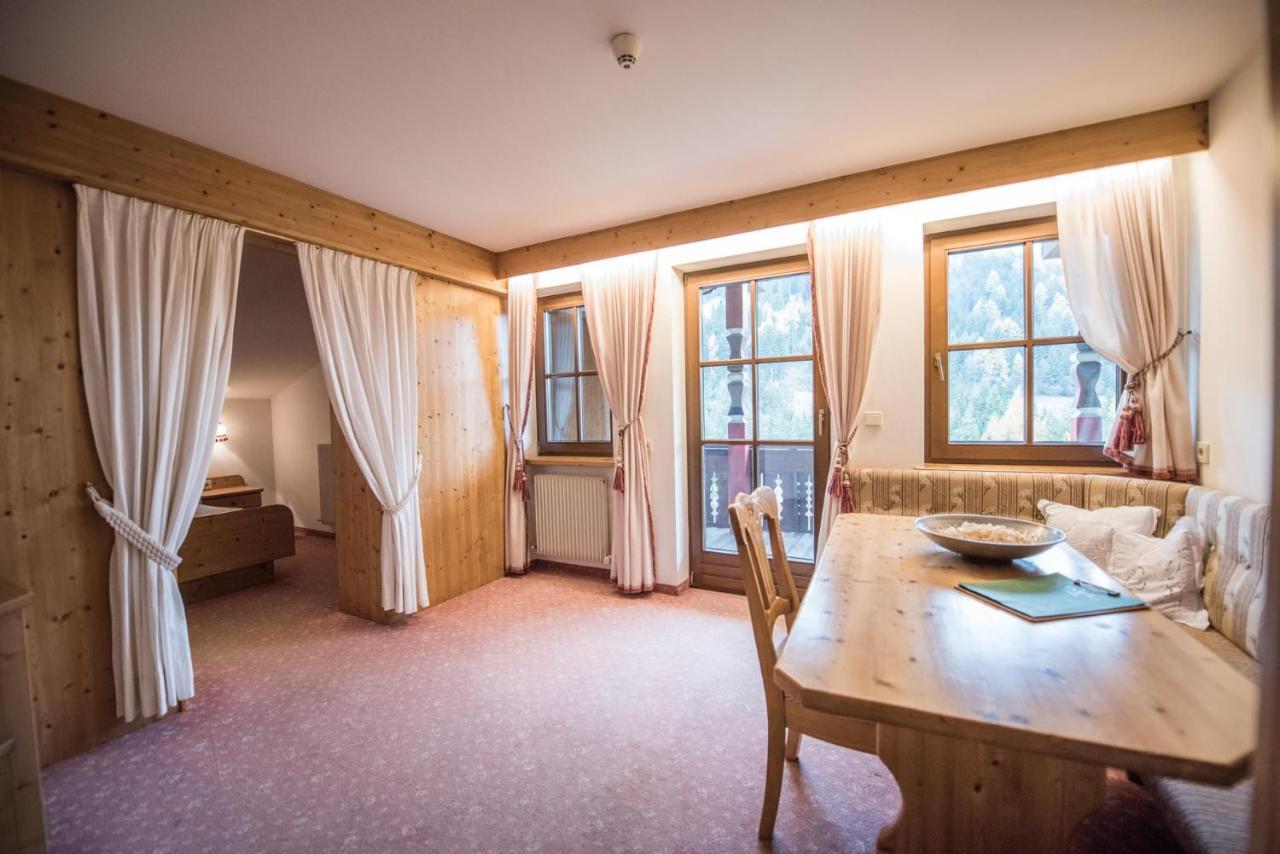 Hotel Edelweiss Брайес  Экстерьер фото