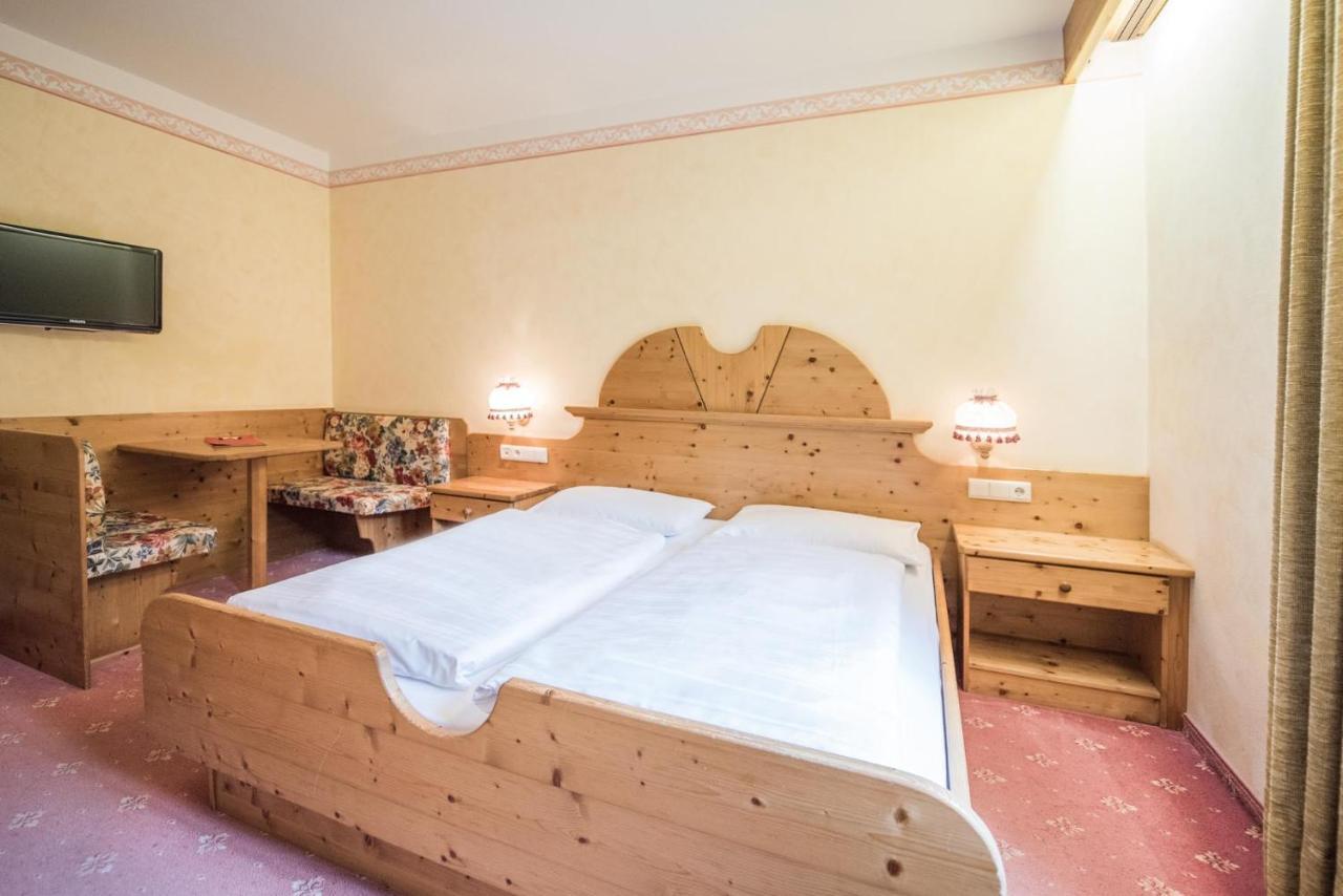 Hotel Edelweiss Брайес  Экстерьер фото